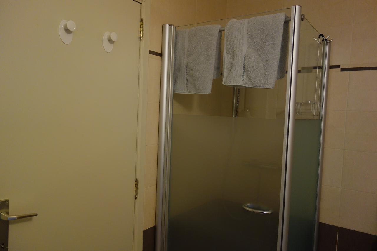 La Clochette Hotel Celles  ภายนอก รูปภาพ